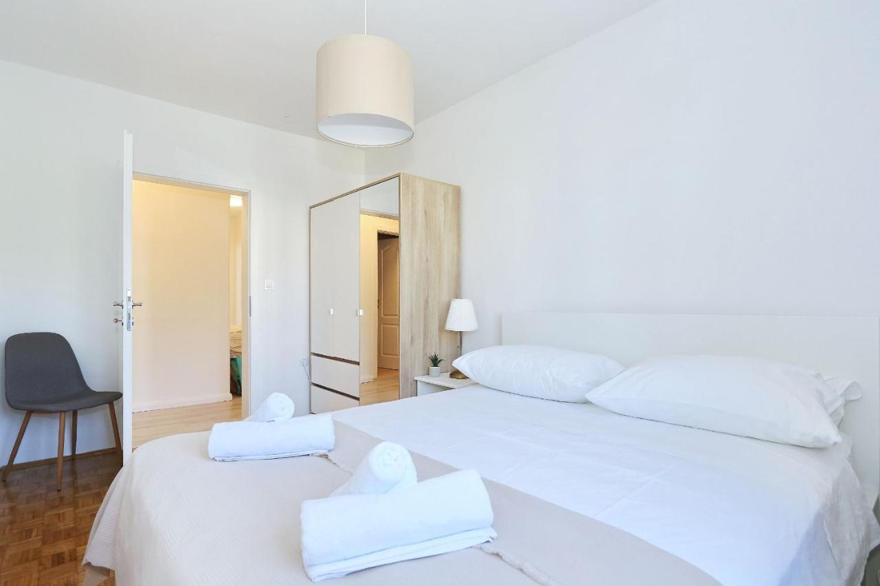Apartment Marina Zara Esterno foto